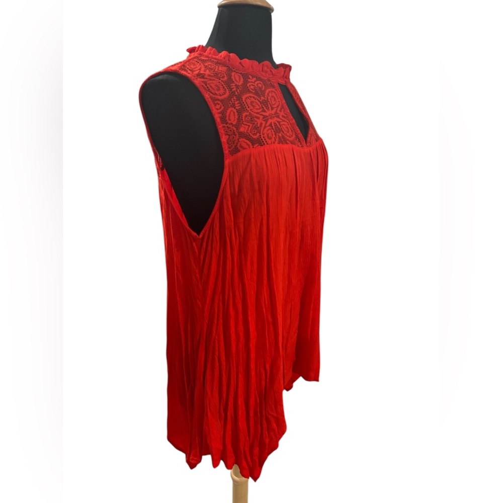 Soulmates Women’s Elegant Plus Size Red Lace Women's Sleeveless Top-1X - Picture 4 of 5